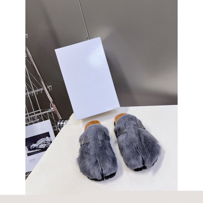 Other Slippers
